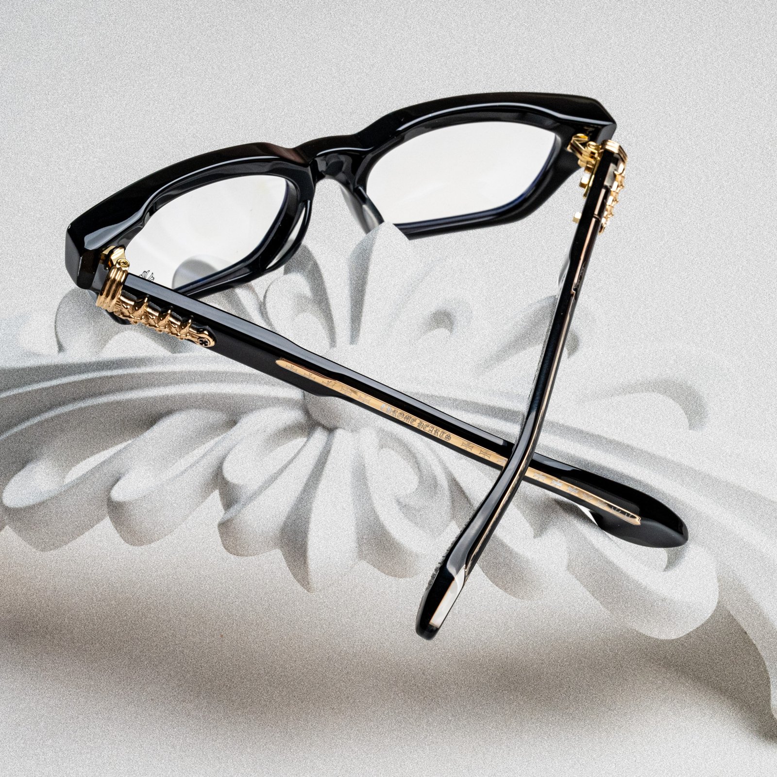 CHROME HEARTS ASSTRAORDINAIRE BLACK – 18K GOLD PLATED (3)