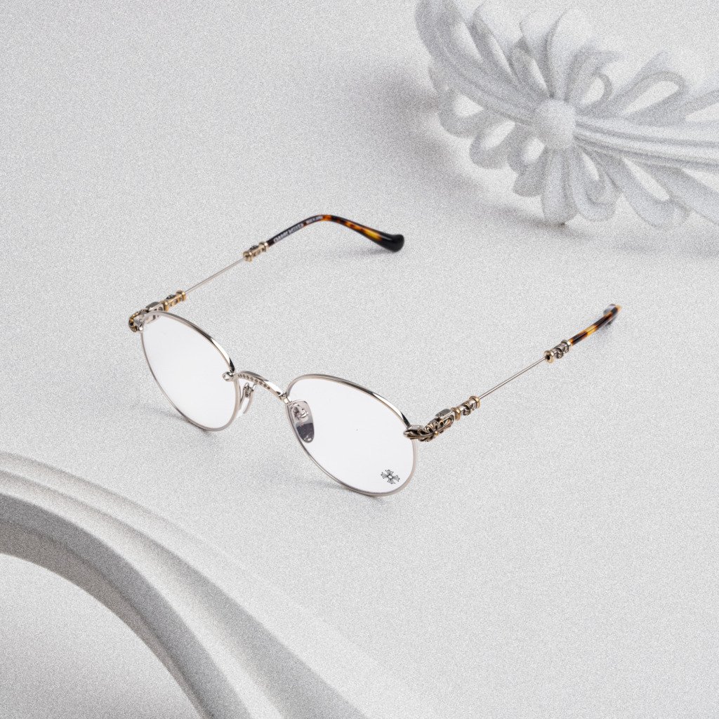 CHROME HEARTS BUBBA – A SHINY SILVER – PLASTIC – 49-22-145 (1)