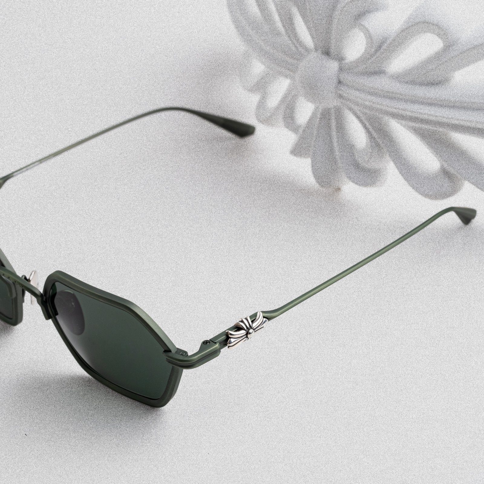 CHROME HEARTS DATASS BRUSHED DARK OLIVE – 54-21-148 (2)