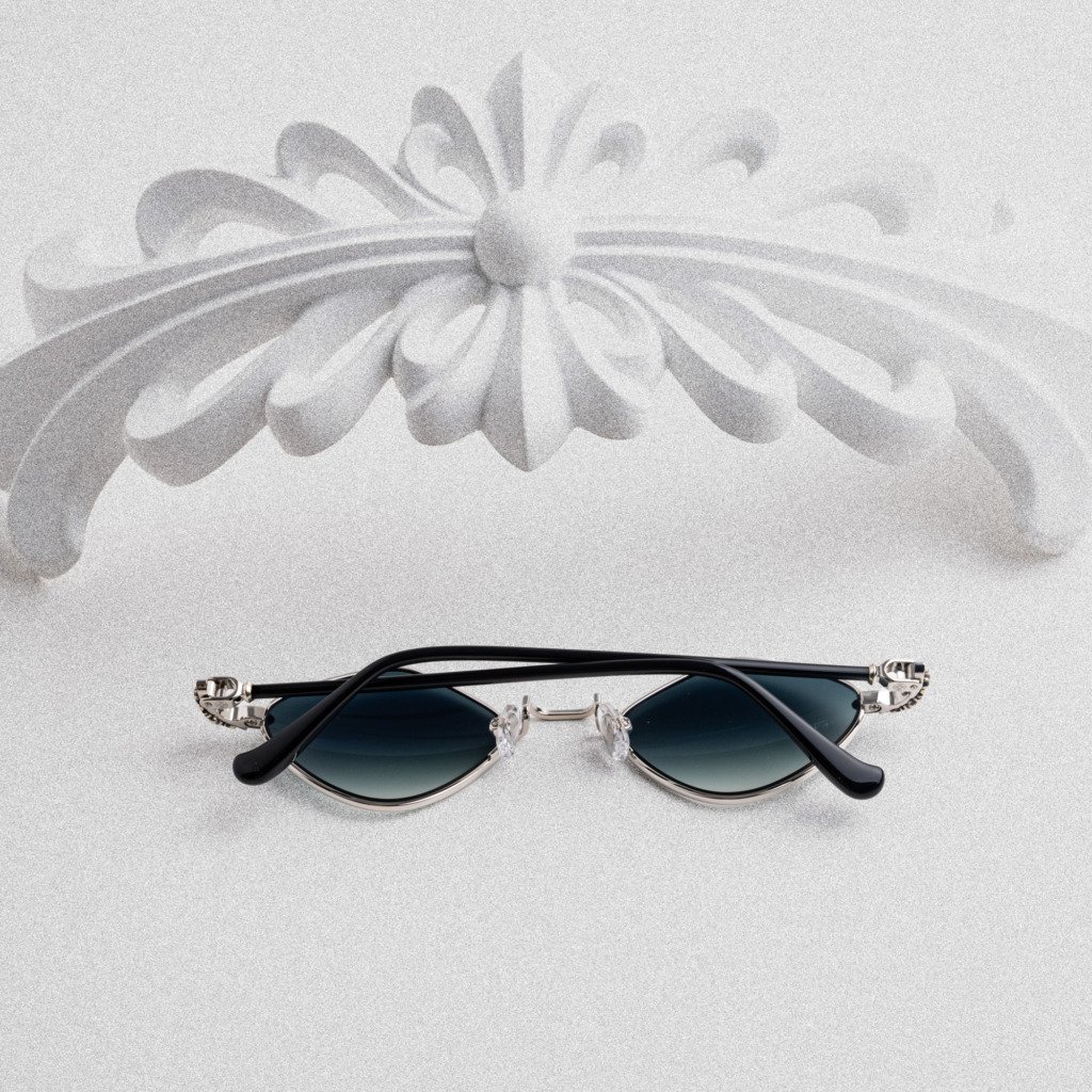 CHROME HEARTS DIAMOND DOG SHINY SILVER- BLACK – 50-22-141 (3)