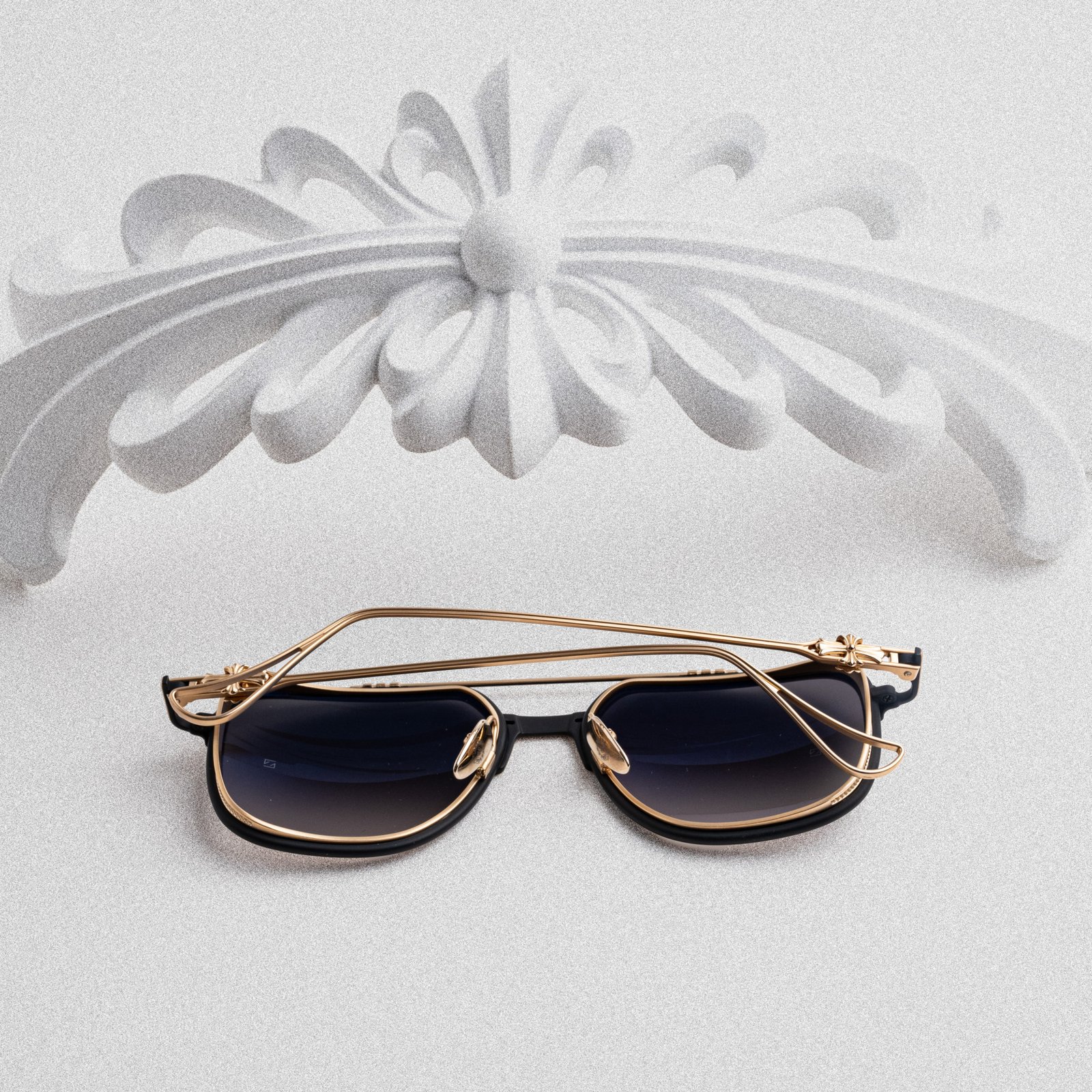 CHROME HEARTS HUMPSTER MATTE BLACK – GOLD PLATED – 55-20-147 (3)