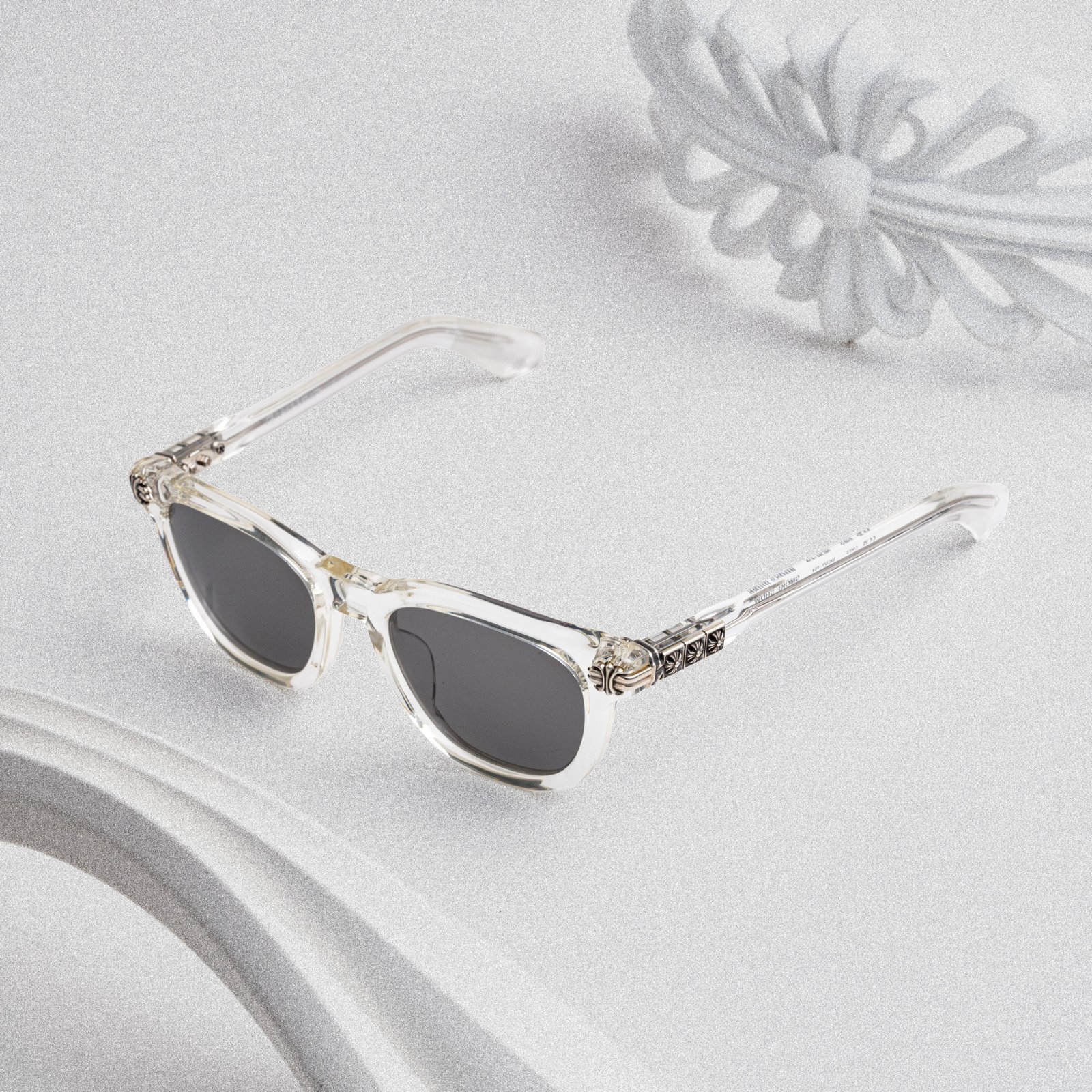 CHROME HEARTS SMOKE SHOW CRYSTAL