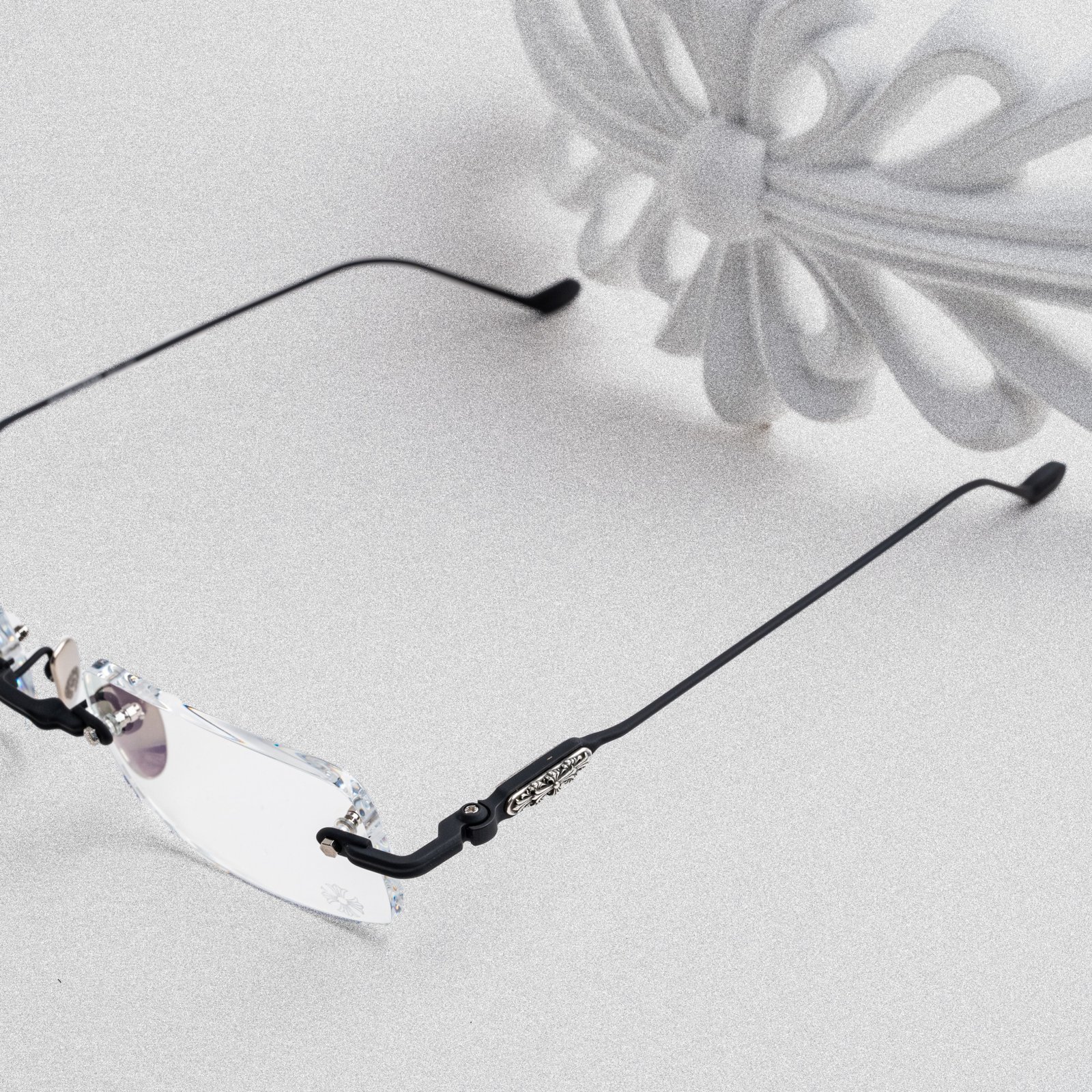 CHROME HEARTS SOFFFFFFFFERS II MATTE BLACK-SHINY SILVER – 54-21-148 (2)