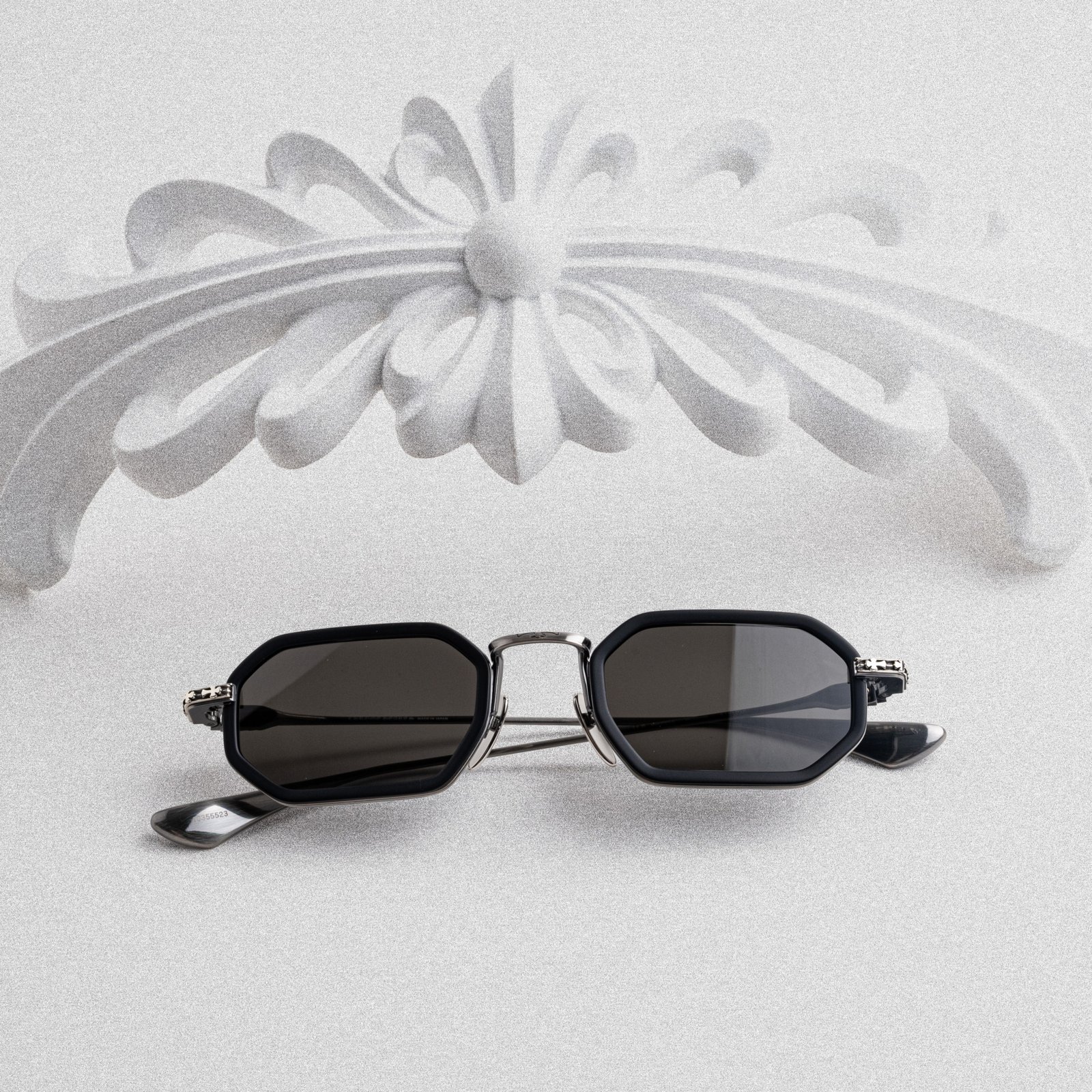 CHROME HEARTS STYLIDA MATTE BLACK-PEWTER – SUN – 49-24-148 (4)