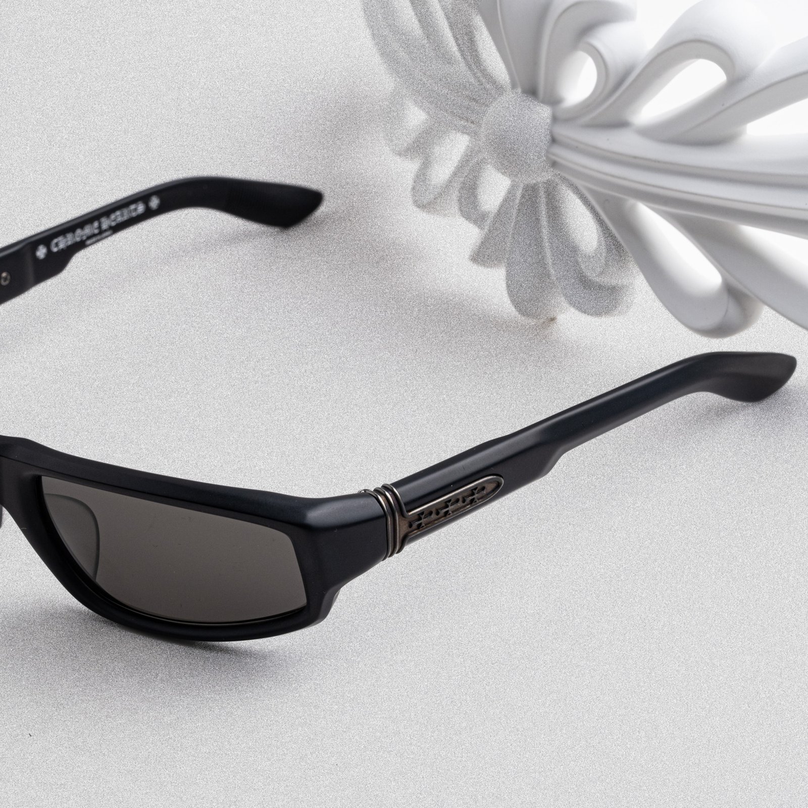 CHROME HEARTS T.HUTCH MATTE BLACK – 58-22-122 (2)