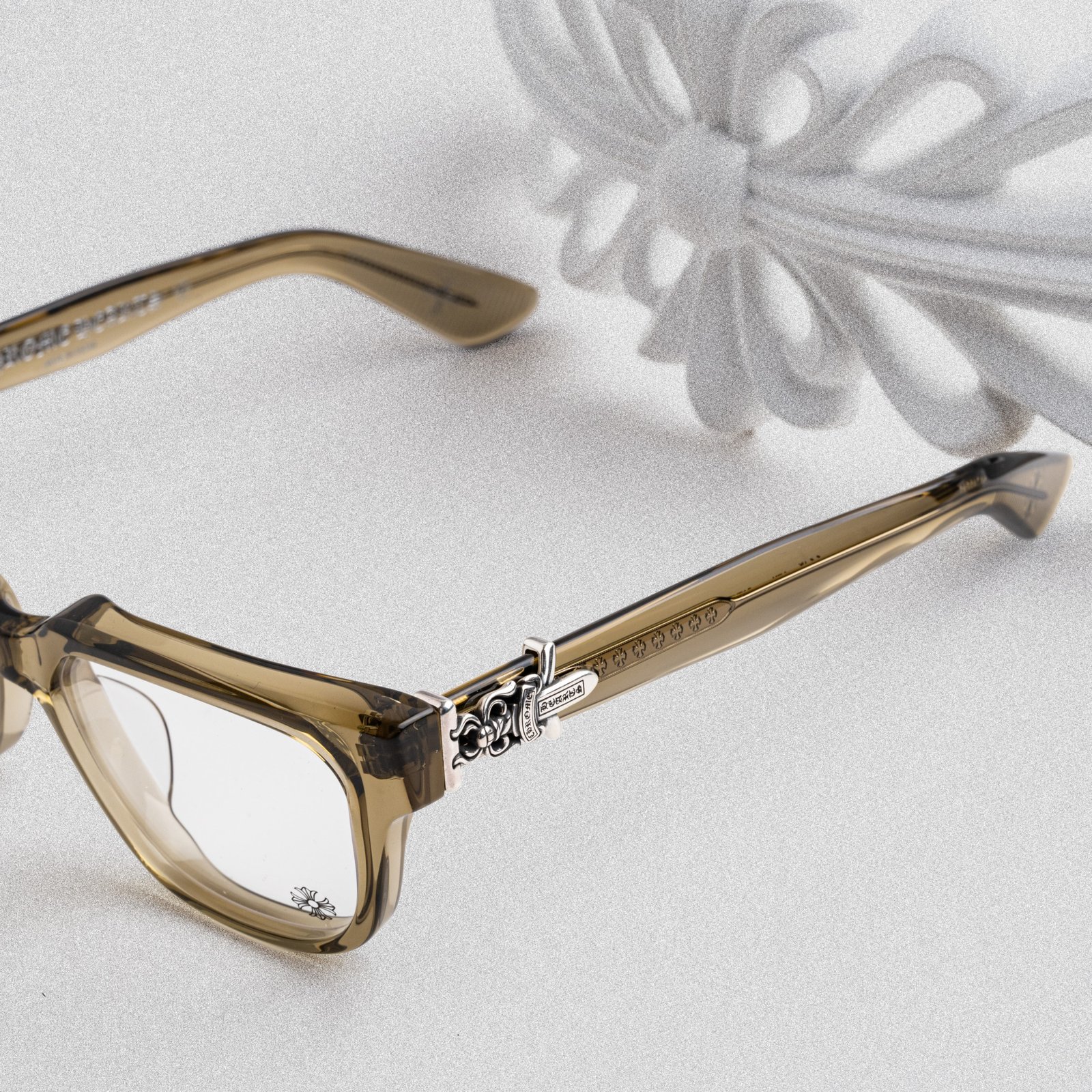 CHROME HEARTS VAGILLIONAIRE II ARMY – 54-18-152 (2)