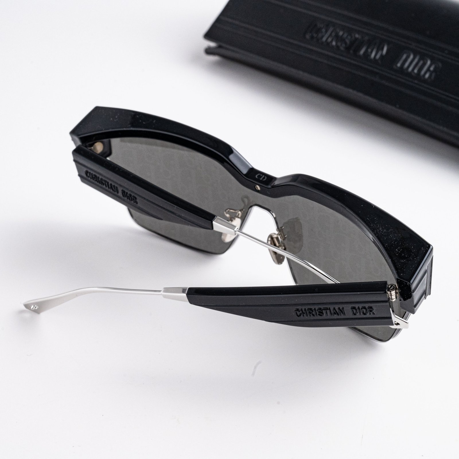 DIOR DIORCLUB M4U 10A8 BLACK SILVER – 146-140 (3)