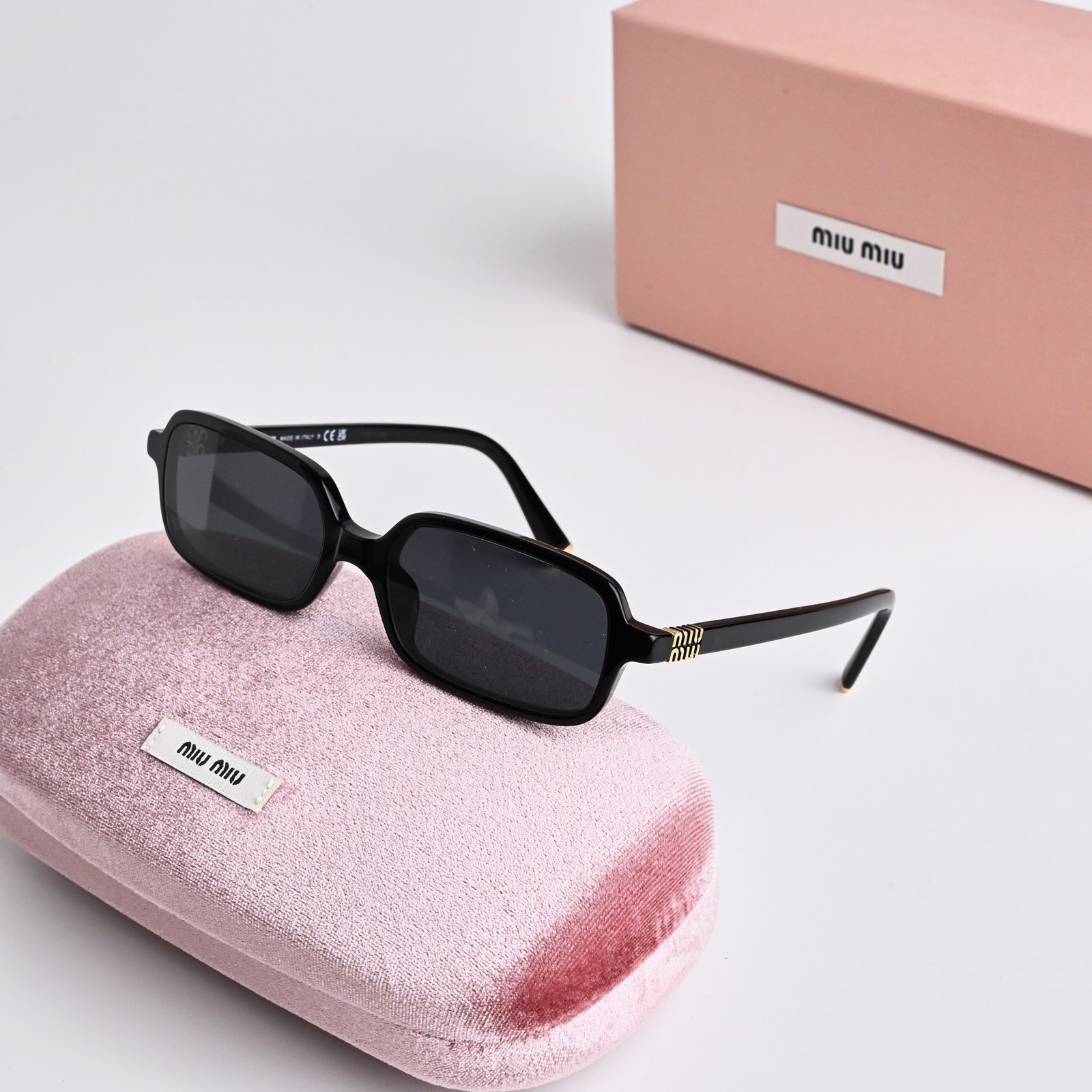 MIU MIU MU 11ZS 16K5S0 BLACK DARK GREY