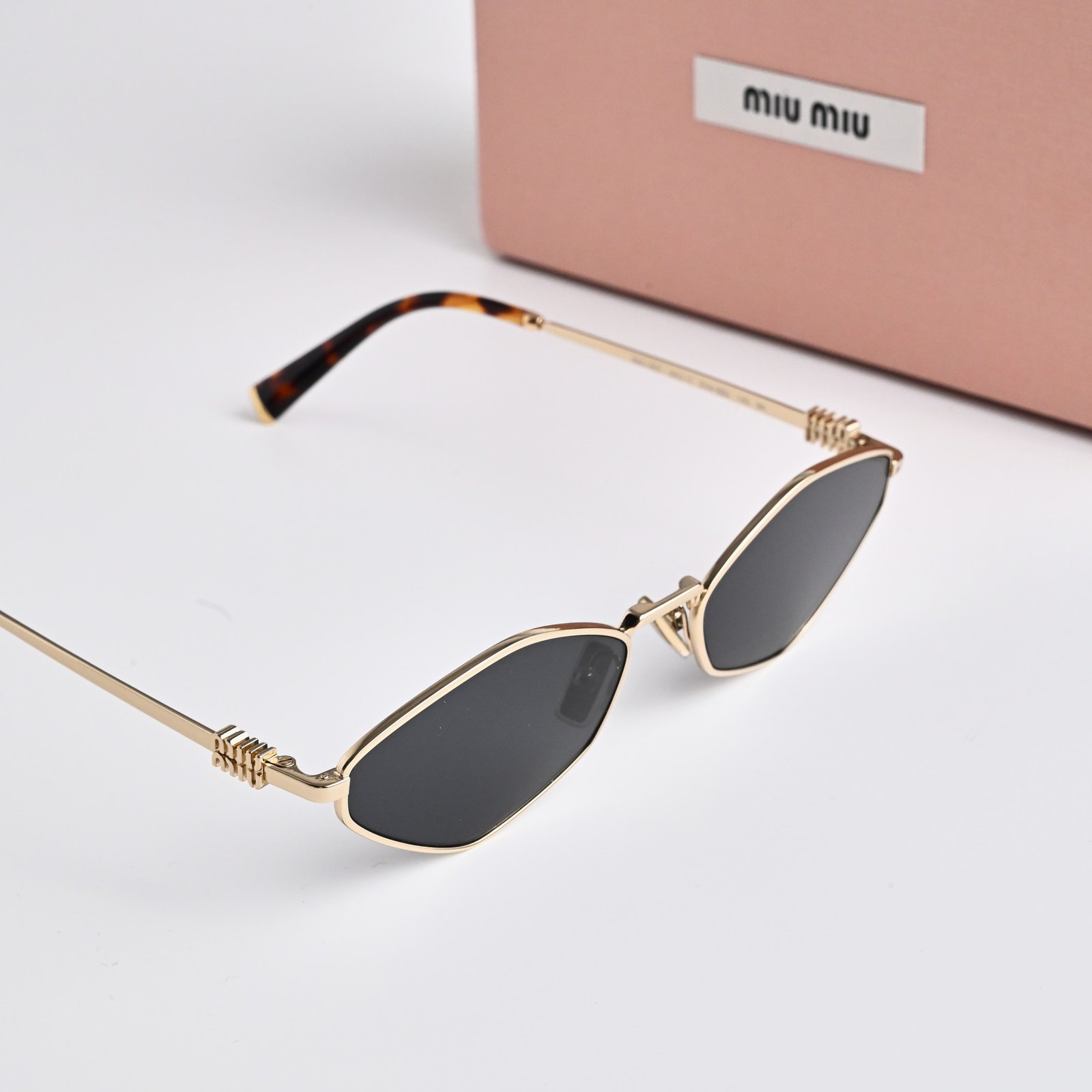 MIU MIU MU 56ZS ZVN5S0 PALE GOLD GREY – 56-17-140 (4)