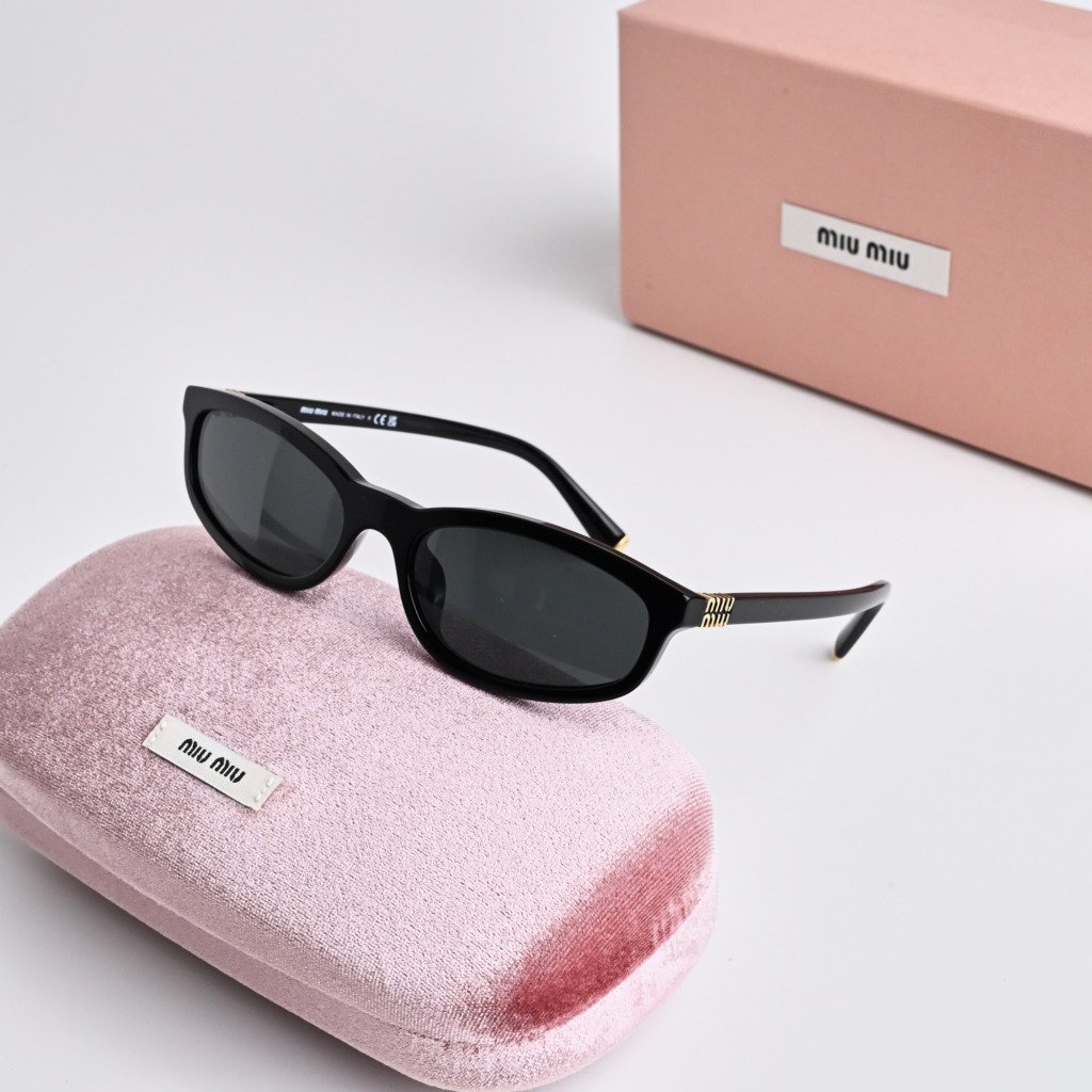 MIU MIU MU A06S 16K08Z BLACK DARK GREY – 54-17-140 (1)