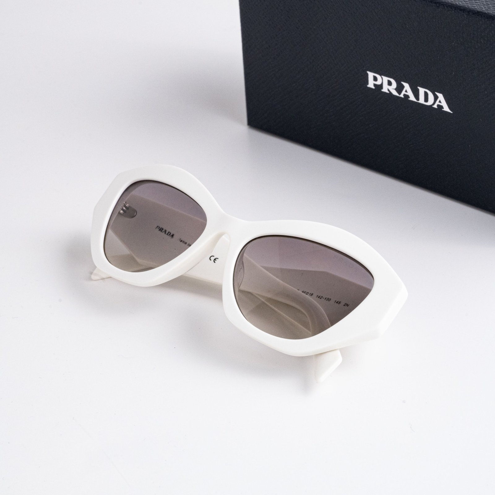 PRADA PR 07YS 142130 WHITE GREY GRADIENT – 55-18-145 (2)