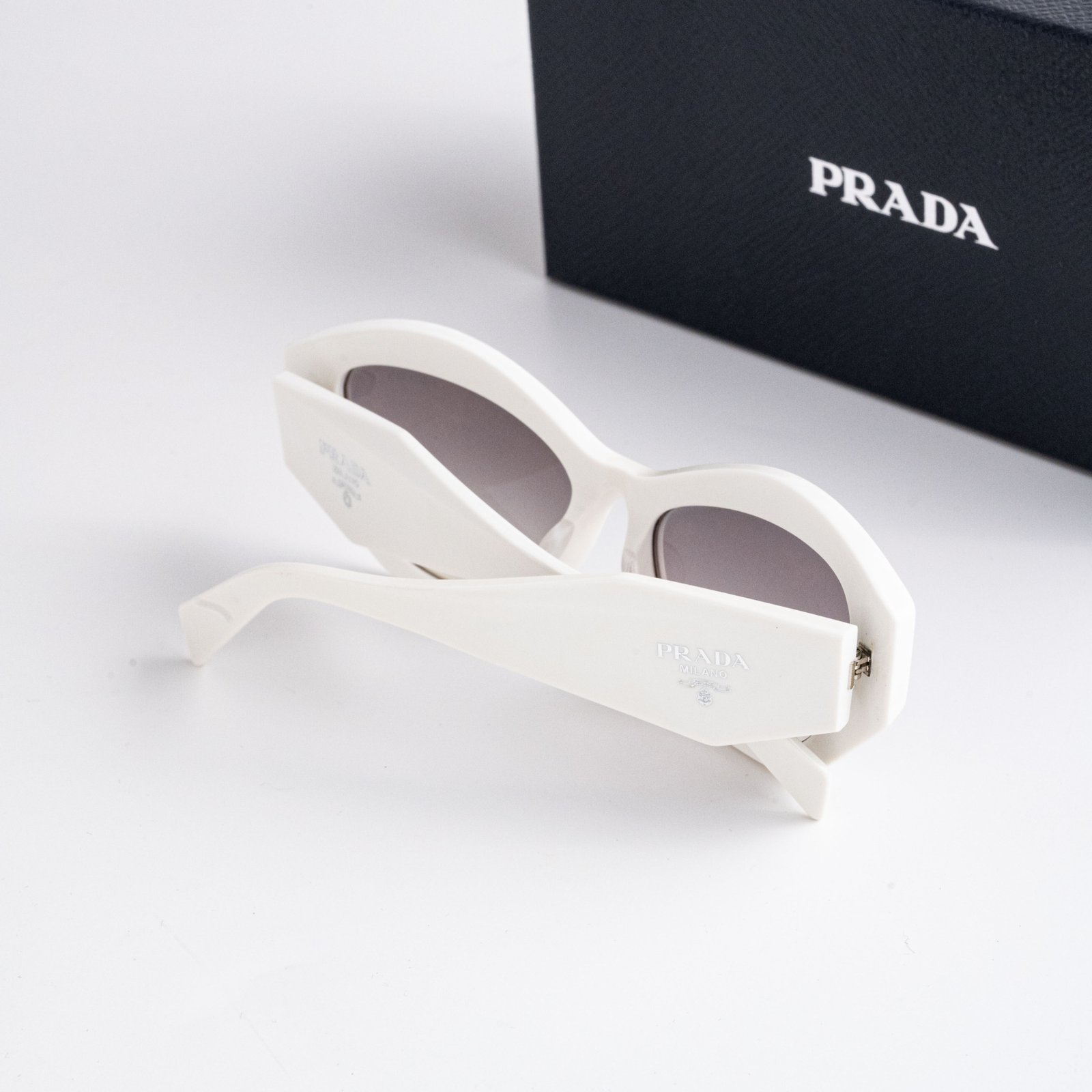 PRADA PR 07YS 142130 WHITE GREY GRADIENT – 55-18-145 (3)