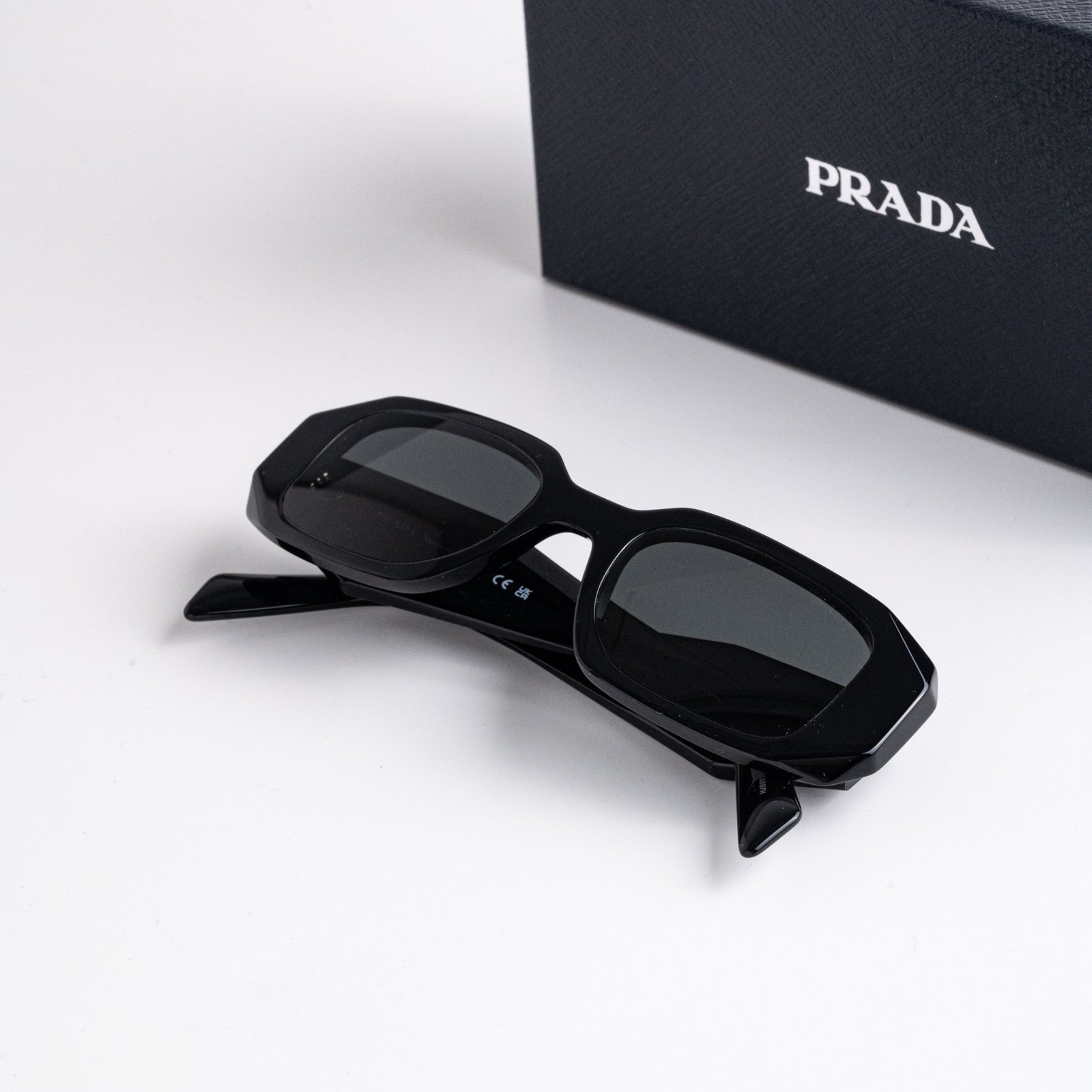 PRADA PR 17WS 1AB5S0 BLACK DARK GREY – 49-20-145 (2)