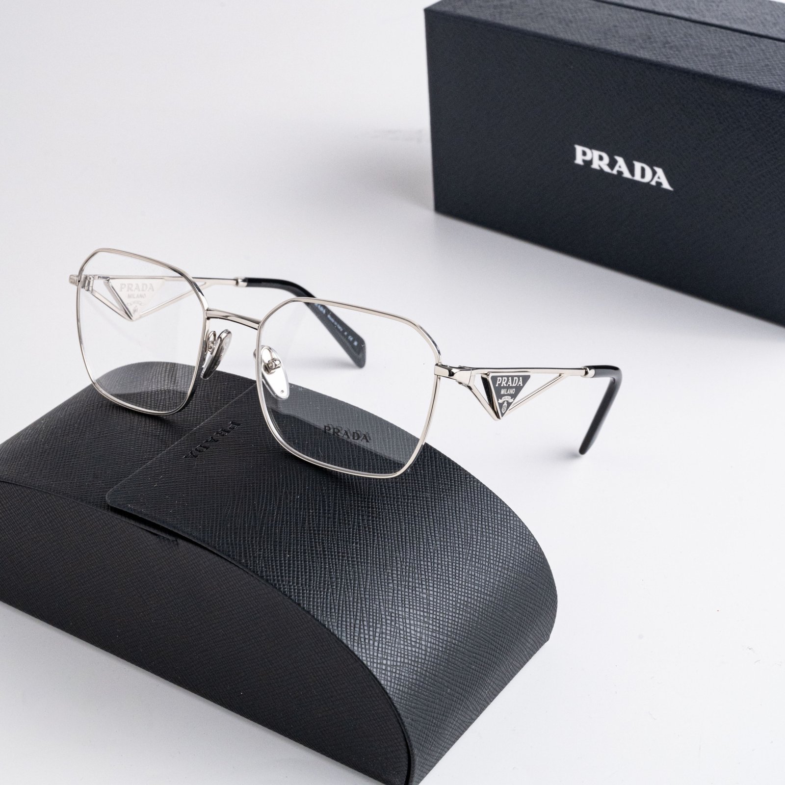 PRADA PR A51V 1BC1O1 SILVER