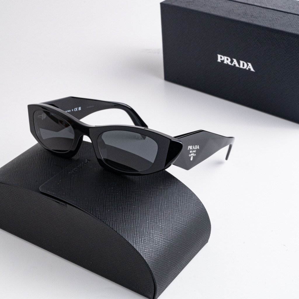 PRADA PR B16S 16K08Z BLACK DARK GREY – 50-21-145 (1)