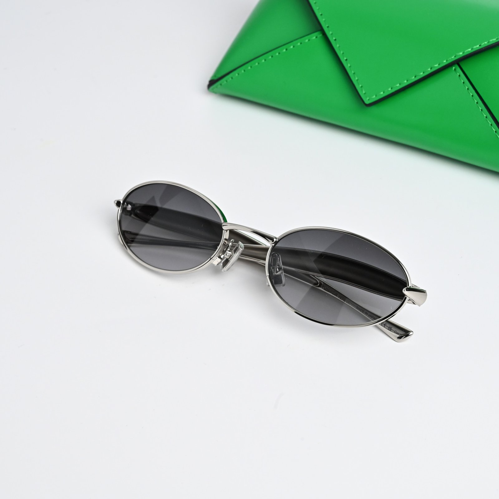 BOTTEGA VENETA BV1386S 003 SILVER GREY – 57-21-135 (3)