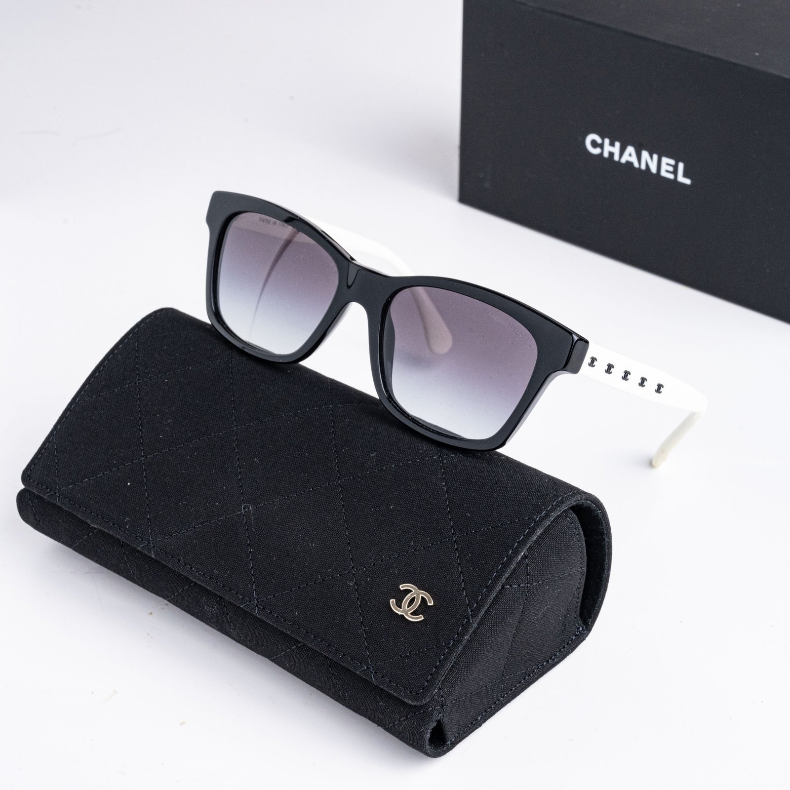 CHANEL 0CH5484 1656S6 BLACK WHITE GREY – 54-17-140 (2)
