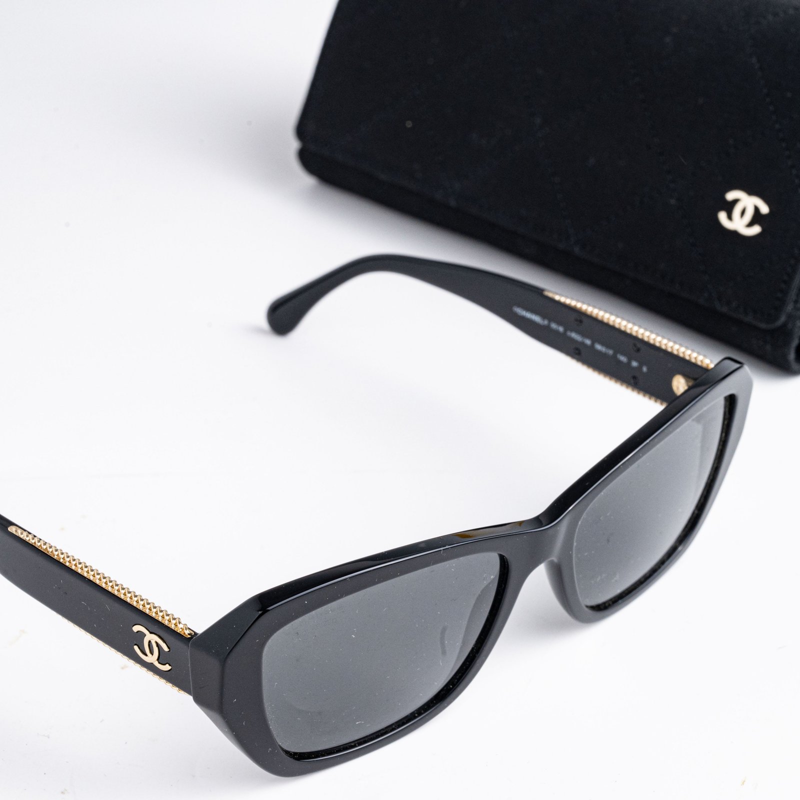 CHANEL 0CH5516 C62248 BLACK DARK GREY – 56-17-140 (5)