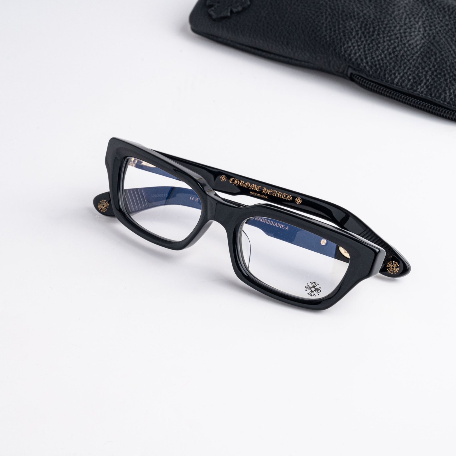 CHROME HEARTS ASSTRAORDINAIRE – A BLACK – 18K GOLD PLATED (4)