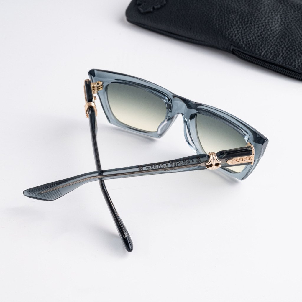 CHROME HEARTS CLITERALLY SLATED (5)