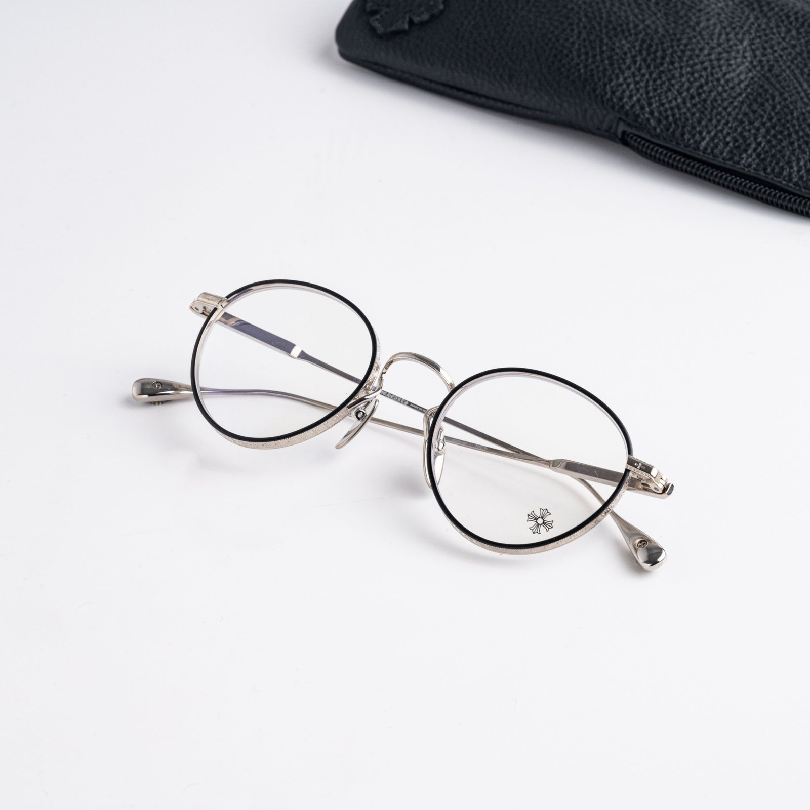 CHROME HEARTS THICK MATE BLACK _ SHINY SILVER (4)