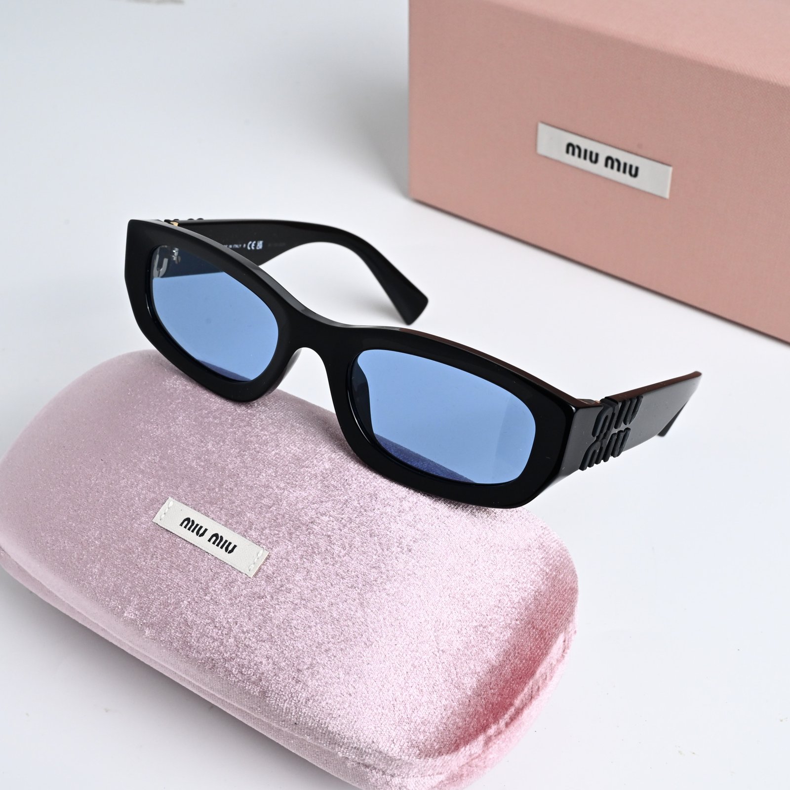 MIU MIU MU B04S 16K30U BLACK LIGHT BLUE – 53-22-135 (2)