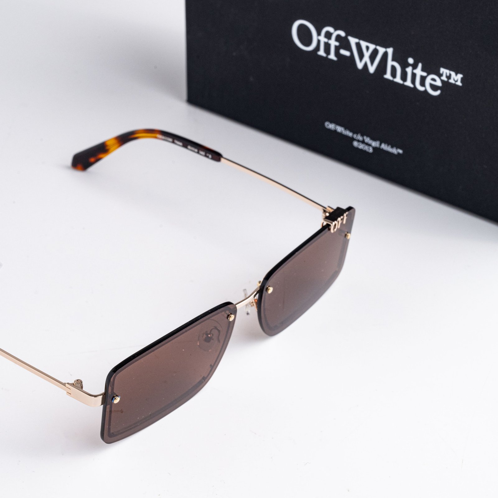 OFF WHITE TAMPA OERI13NF24MET0017664 GOLD BROWN – 60_14_145 (6)