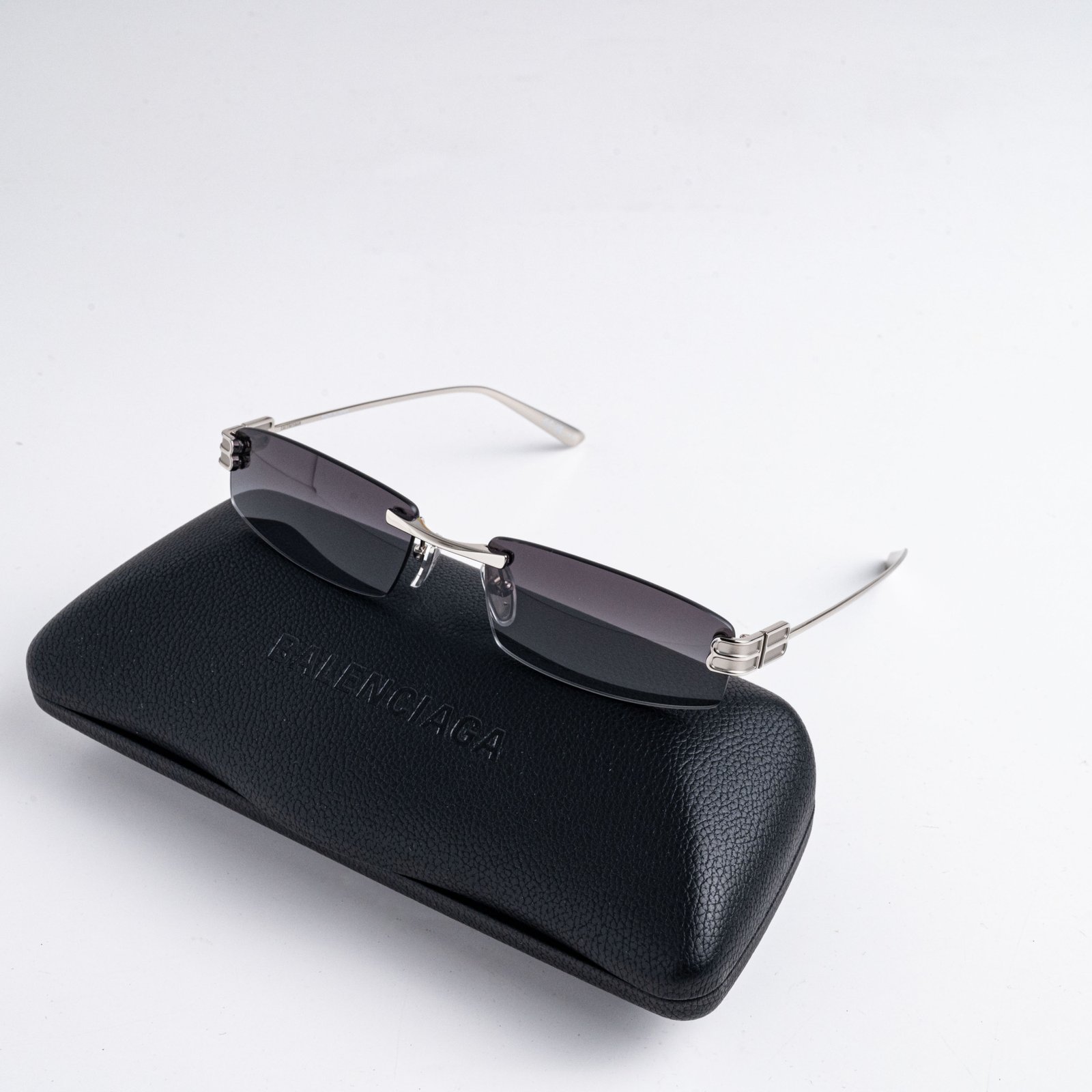 BALENCIAGA BB0488S 002 SILVER SMOKE