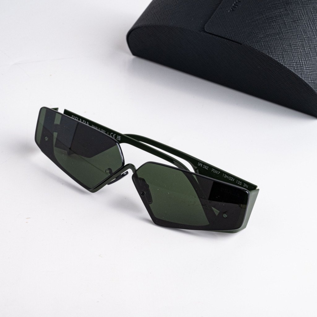 PRADA 0PR 58ZS 13H02V GREEN – 70_7_134(1)