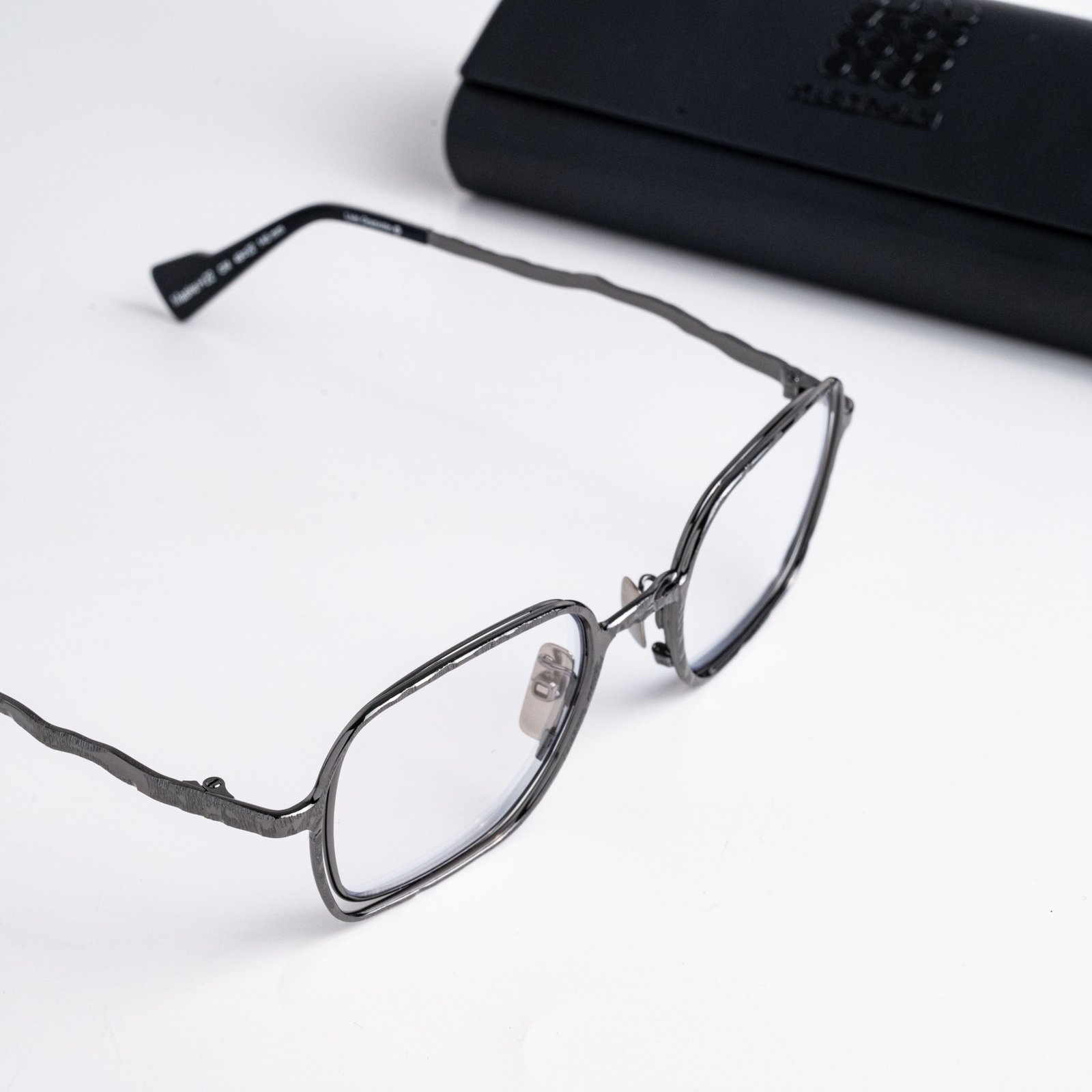 KUBORAUM H22 GM GUNMETAL – 48_18_140
