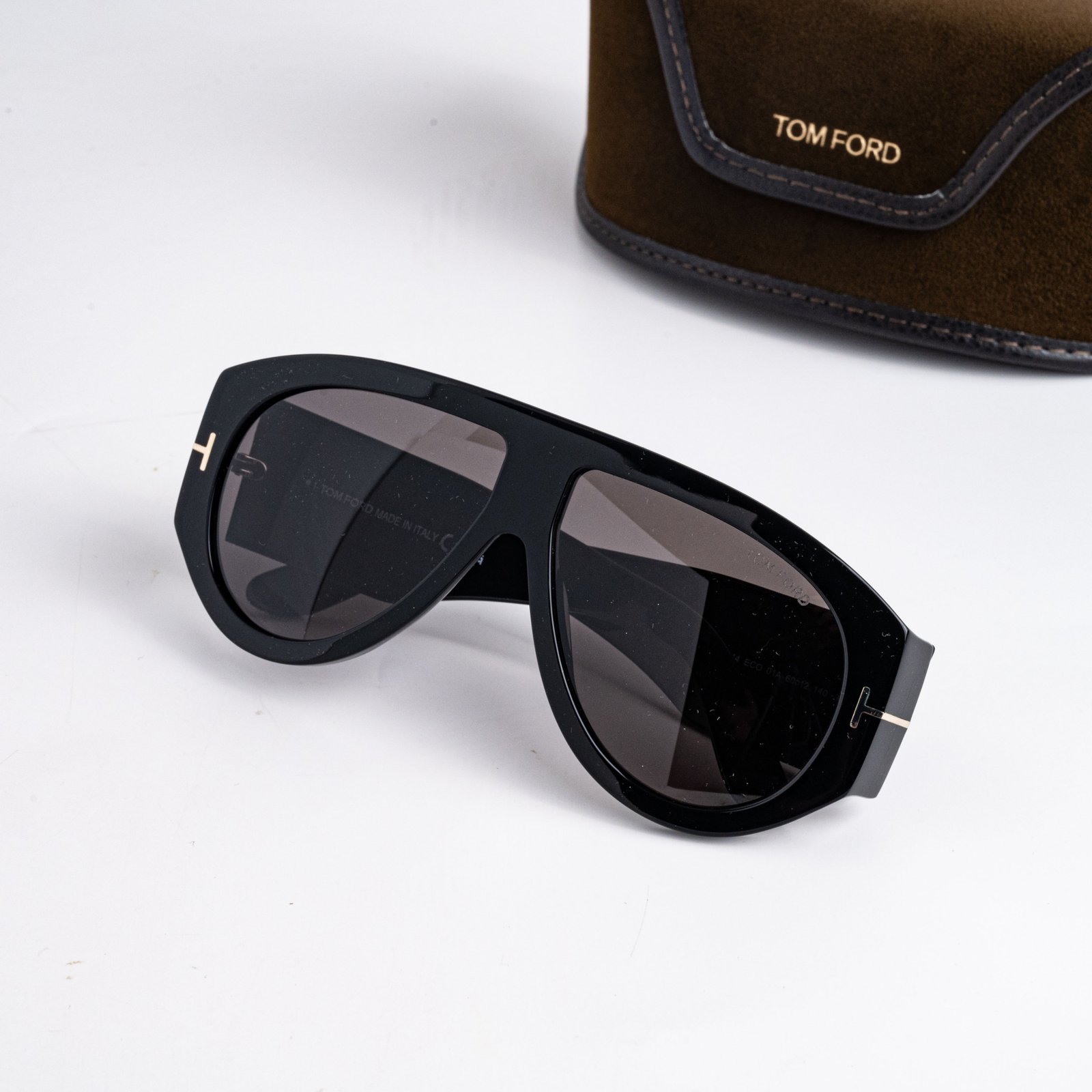 TOM FORD BRONSON FT1044 01A BLACK DARK GREY – 60_12_140(1)