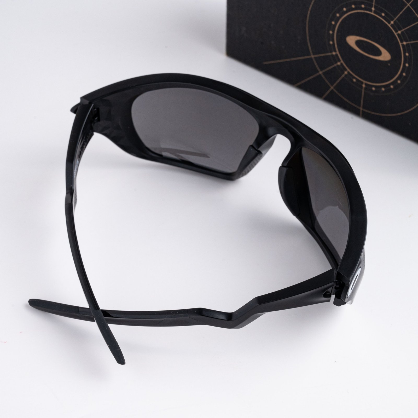 OAKLEY 0OO9431 943101 MATTE BLACK PRIZM BLACK POLARIZED – 60_19_126(2)