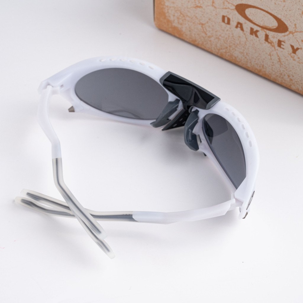 OAKLEY 0OO9437 943706 MATT VAPOR PRIZM GREY – 63_19_126(3)