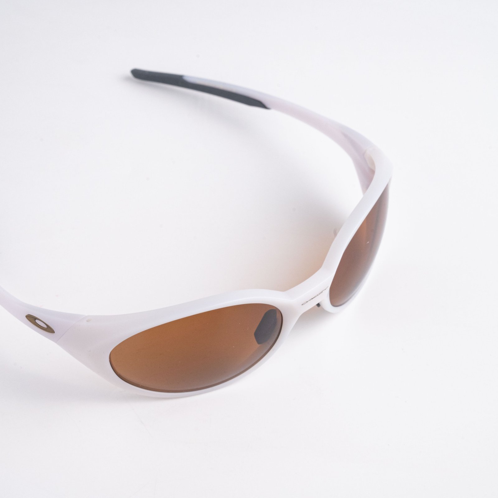 OAKLEY 0OO9438 943824 MATT VAPOR PRIZM TUNGSTEN POLARIZED – 58_19_137(1)
