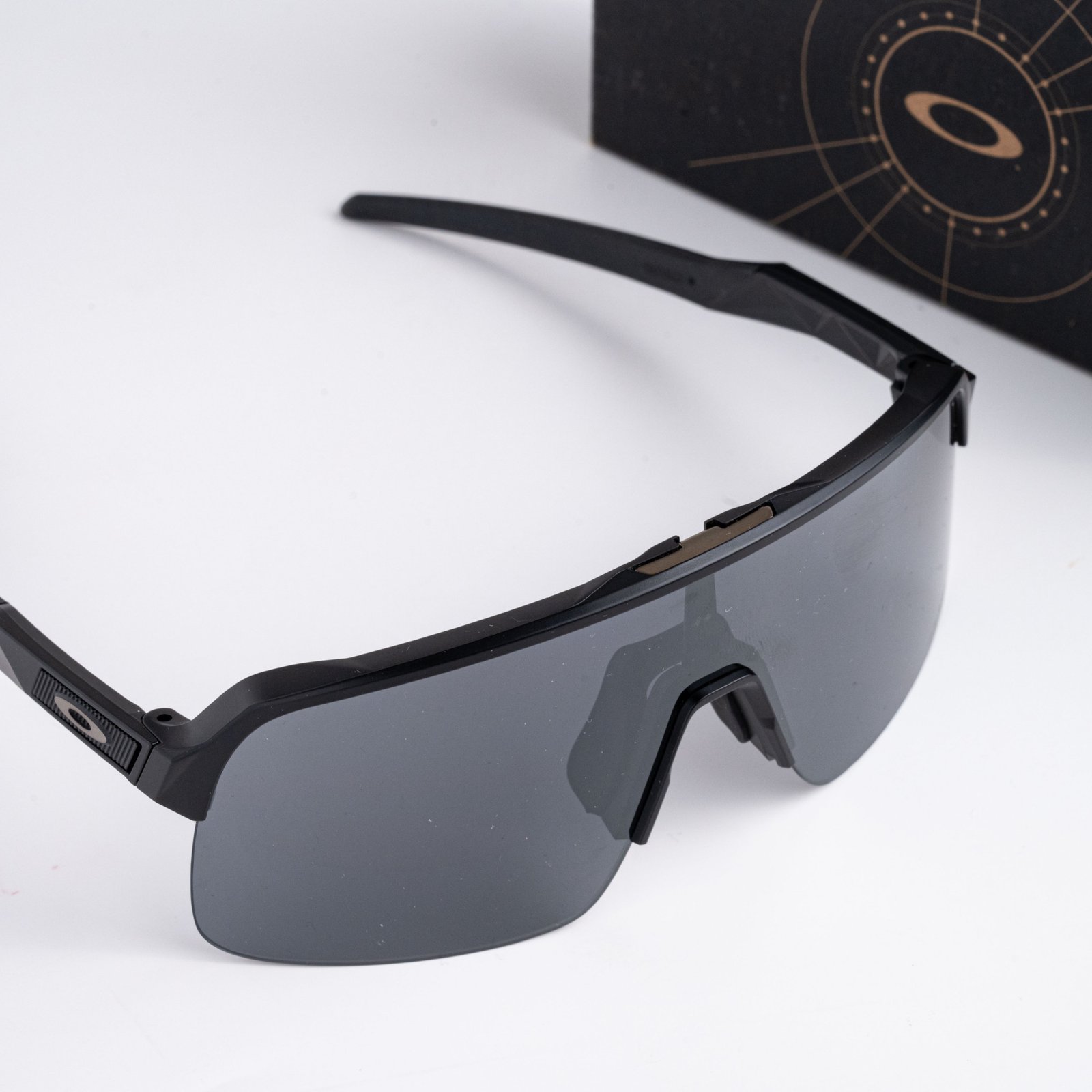 OAKLEY 0OO9463A 946303 MATTE BLACK PRIZM BLACK – 39_139_139(3)