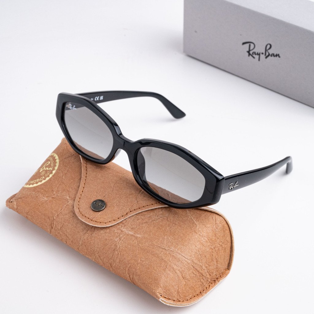RAYBAN x JENNIE 0RB4473D 667711 BLACK GRADIENT GREY – 56_18_145