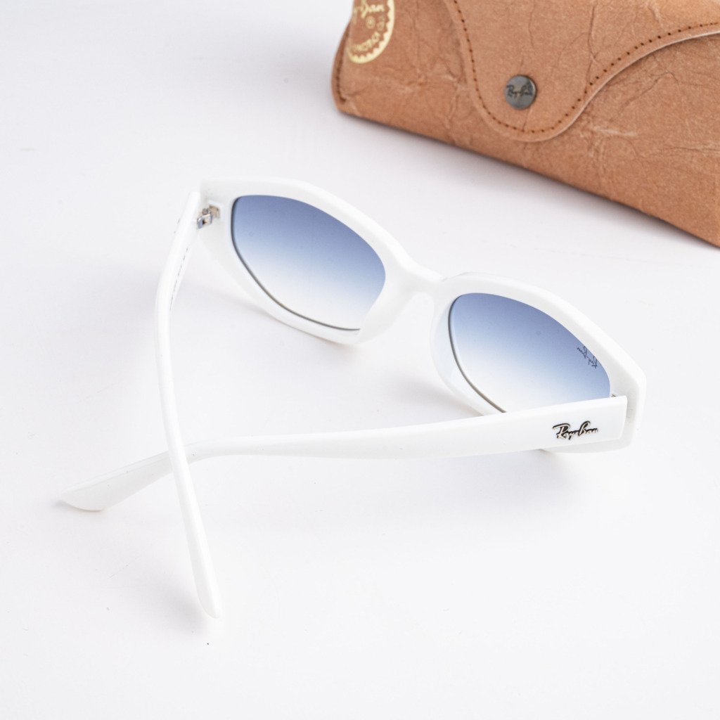 RAYBAN x JENNIE 0RB4473D 677219 WHITE CLEAR GRADIENT LIGHT BLUE – 56_18_145(3)