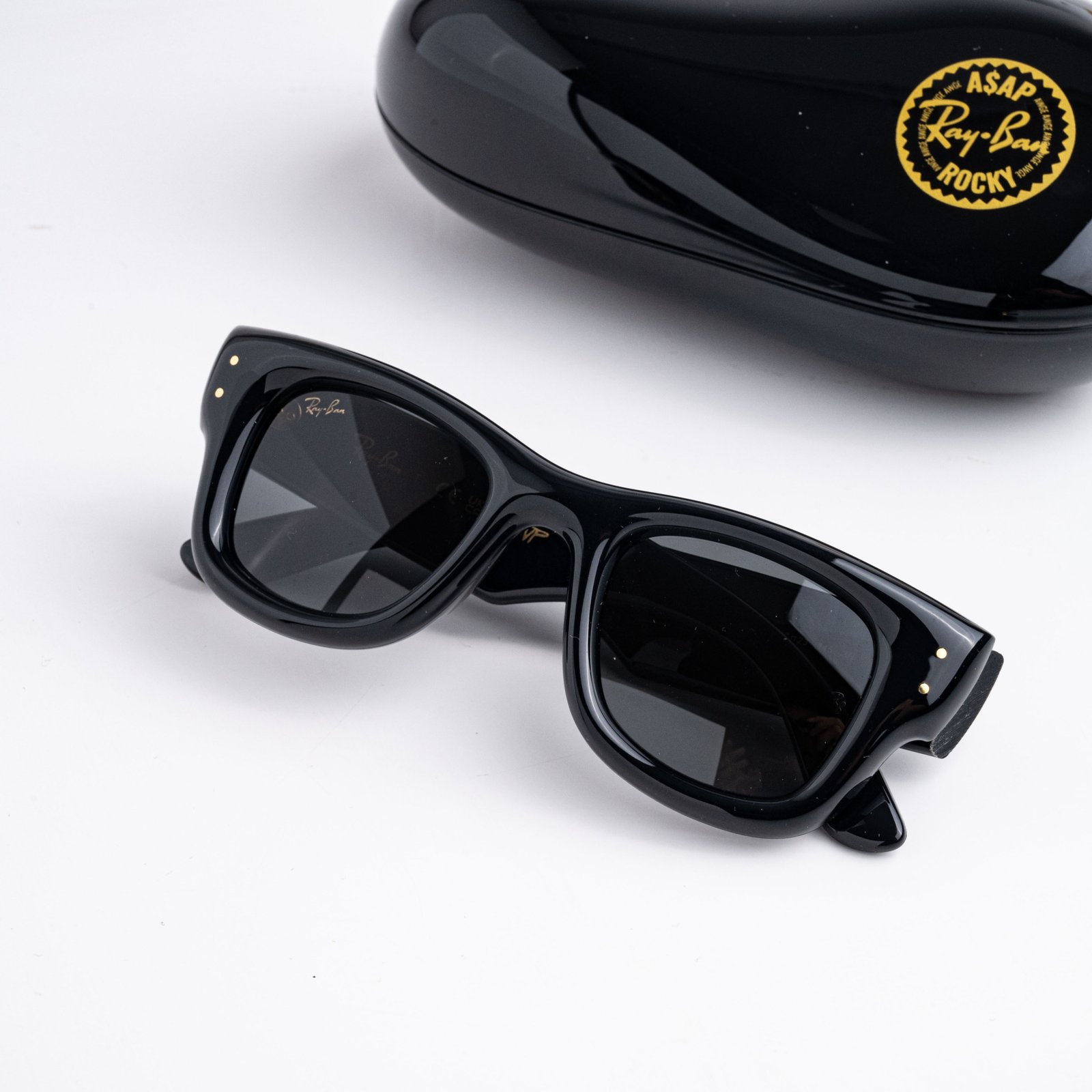 RAYBAN x JENNIE 0RB4940 601_87 BLACK ULTRA BLACK – 47_23_145(3)