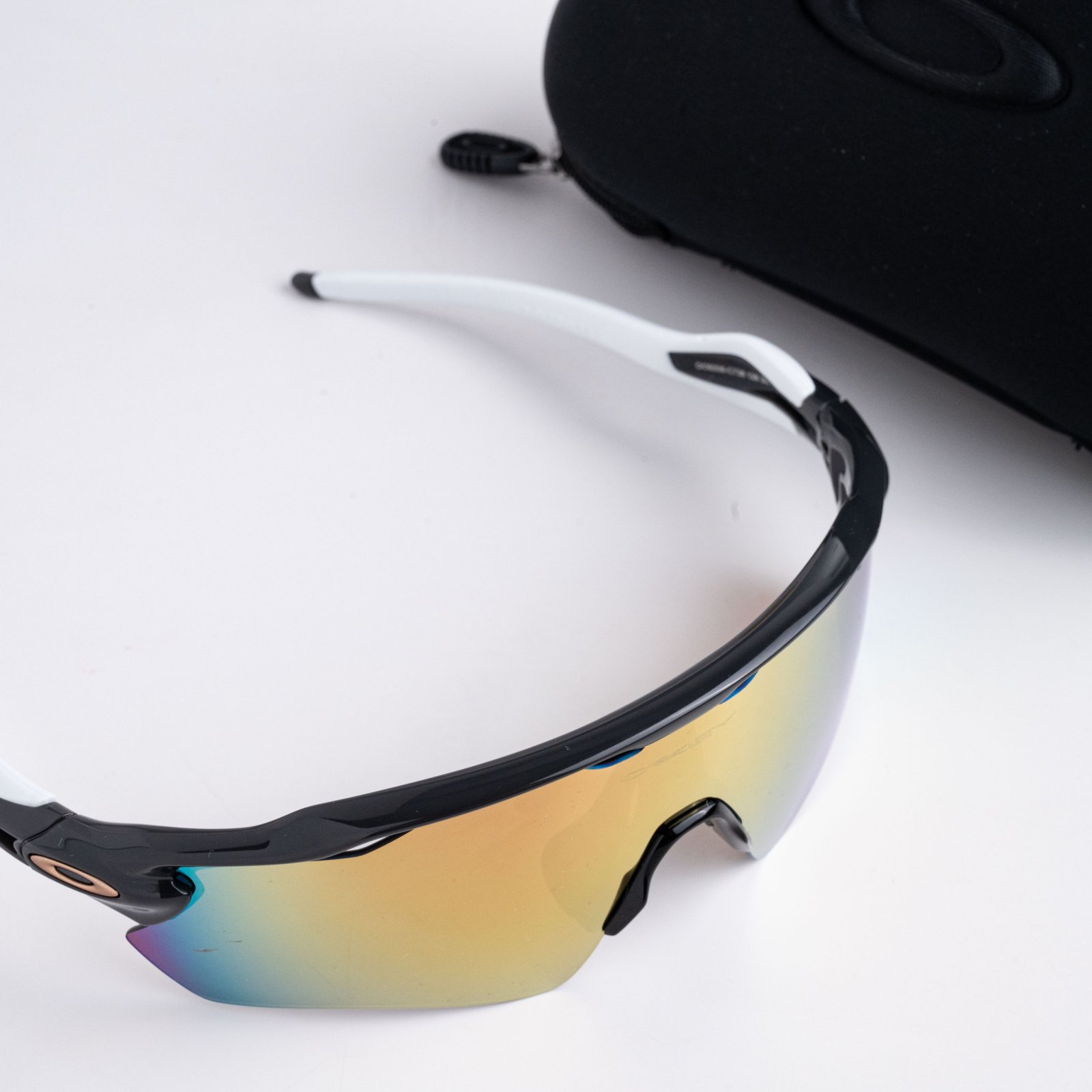OAKLEY 0OO9208 9208C7 CARBON PRIZM ROSE GOLD – 38_138(1)