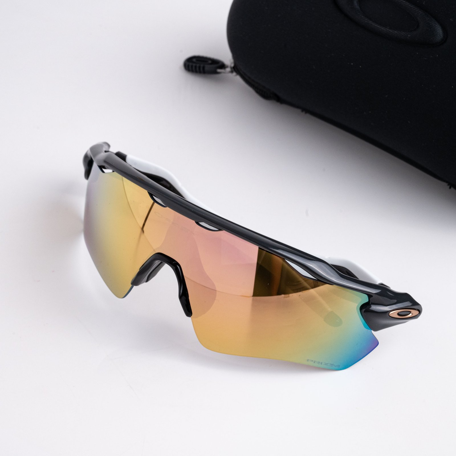 OAKLEY 0OO9208 9208C7 CARBON PRIZM ROSE GOLD – 38_138(3)