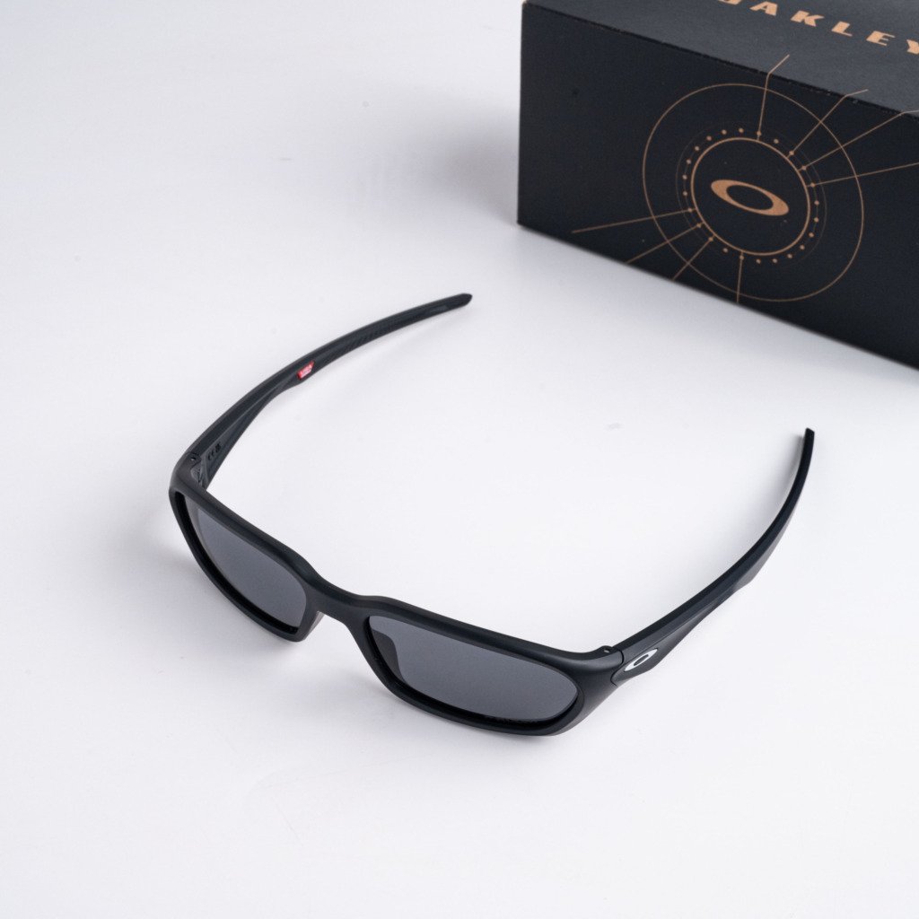 OAKLEY 0OO9530 953001 MATTE BLACK PRIZM GREY – 58_17_140(3)