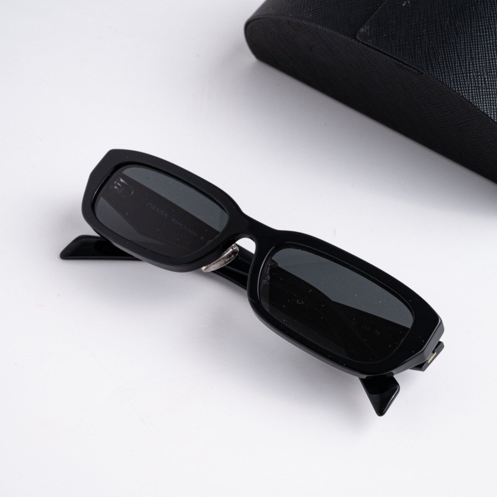 PRADA 0PR B06SF 16K08Z BLACK DARK GREY – 55_18_145(2)