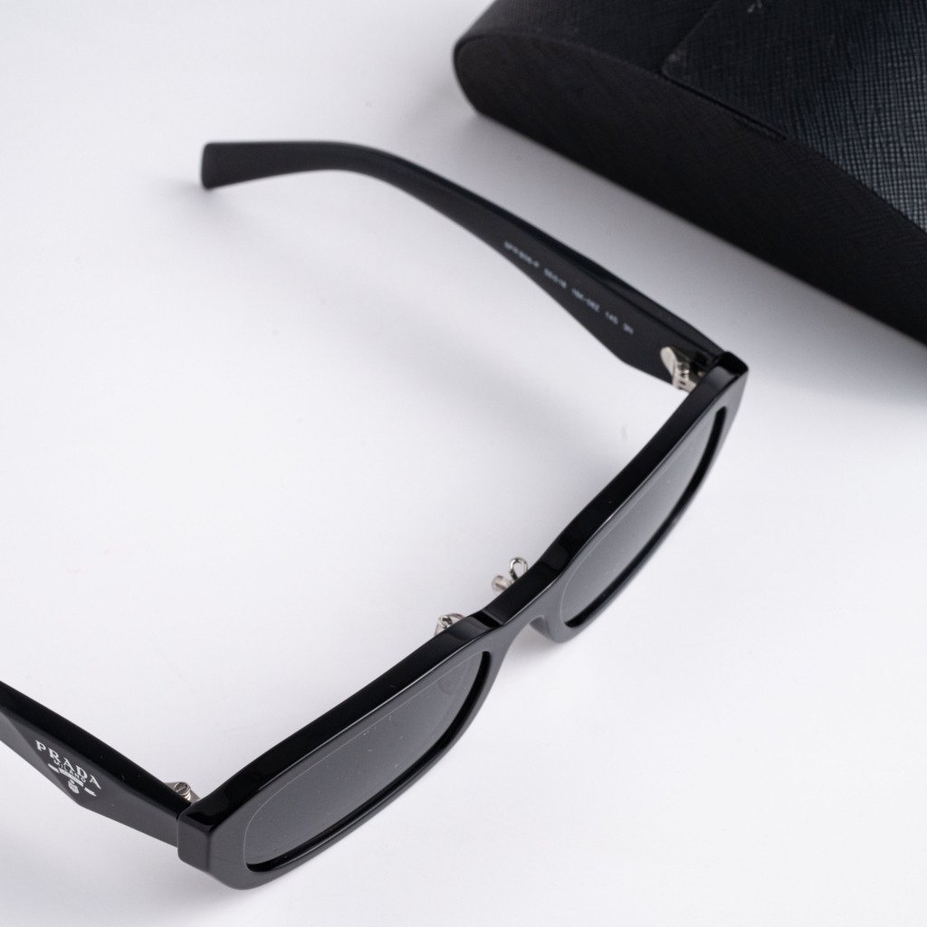 PRADA 0PR B06SF 16K08Z BLACK DARK GREY – 55_18_145(4)